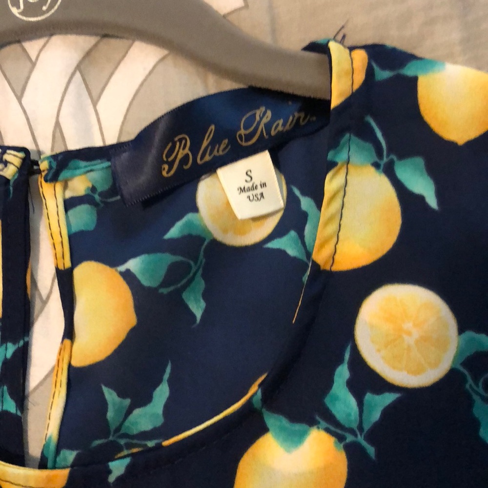 Navy blue lemon shirt - Picture 2 of 3